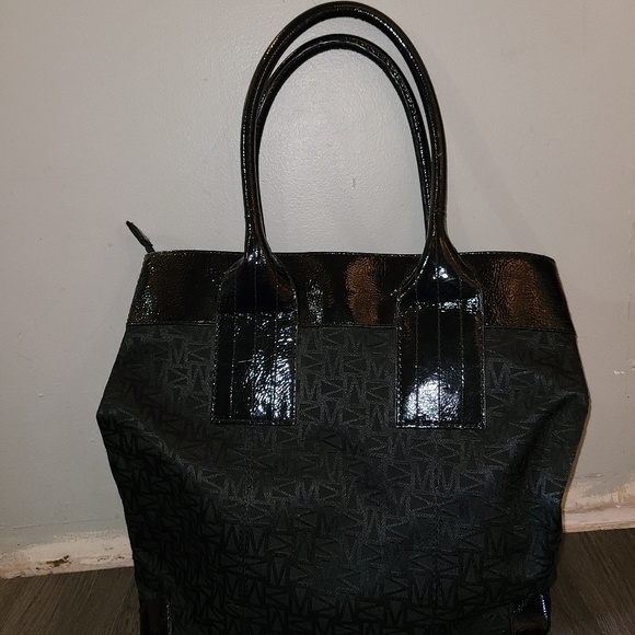 Mexx Purse - Picture 8 of 9